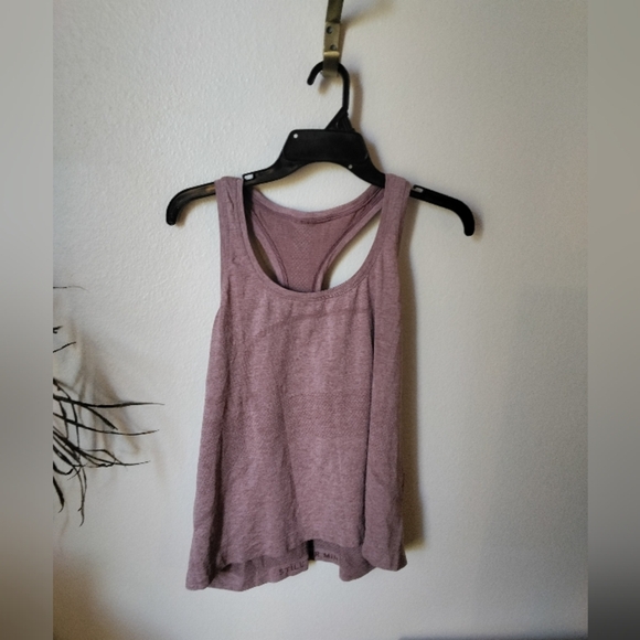 Lululemon Women's Tank Swiftly Tech Top Size 14 Athletic Workout - Picture 1 of 7